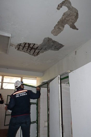 Falta menos de un mes para que inicien las clases y las condiciones de la Profesional no son las mejores. Foto: Víctor Arosemena