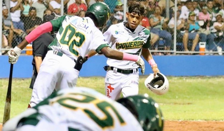 Panamá Oeste con ventaja sobre Chiriquí en la serie semifinal por 2-0. Foto: Fedebeis