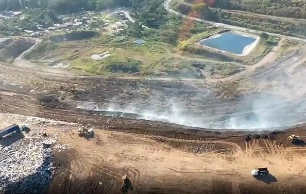 Estamentos de seguridad apoyaron en los trabajos de control del incendio. Foto: Senan
