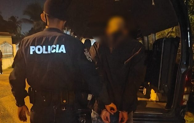 Ambos delincuentes se encuentran a órdenes de las autoridades. Foto: Policía Nacional