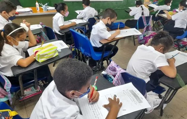 La mayor cantidad de matrícula se concentra en los primeros grados. Foto: Meduca