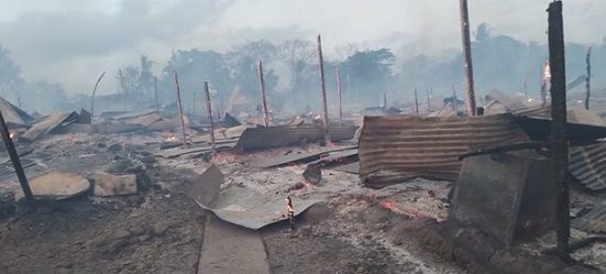 El incendio afectó unas 180 viviendas. Sinaproc.