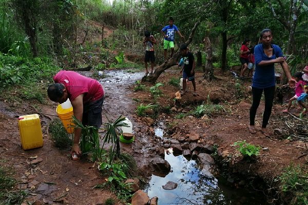 En la reunión, se le solicitó a los manifestantes que cada sector nombre un presidente de un comité de agua . Foto. Ilustrativa