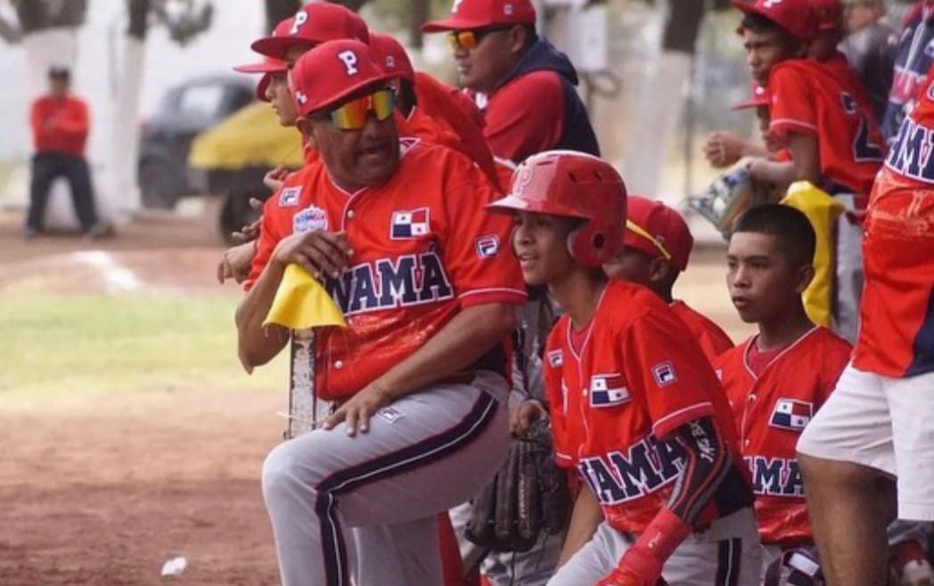 Panamá batalló ante México.