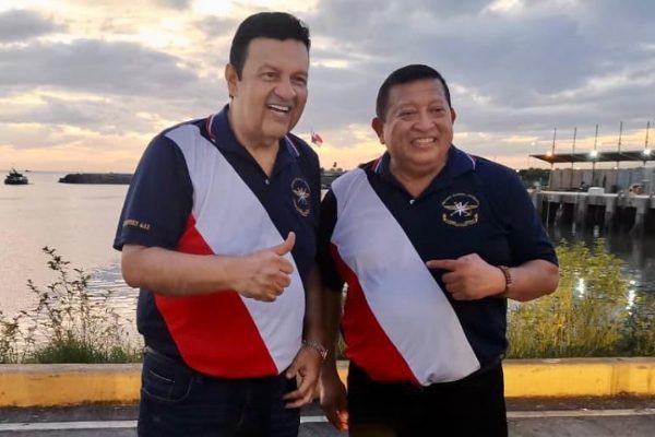 Lucho de Sedas y Osvaldo Ayala. Foto: Facebook / Osvaldo Ayala Panamá