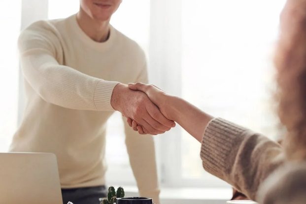 El 52% de los panameños estuvo entusiasmado durante su primer empleo. Foto: Ilustrativa/Pexels