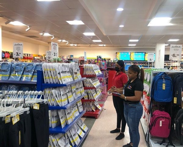 Acodeco realiza revisiones periódicas sobre los costos de artículos escolares. Foto: Cortesía Acodeco