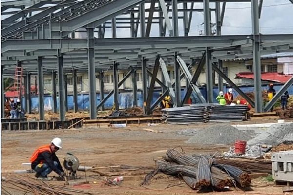 Trabajos en el estadio Roberto Mariano Bula.