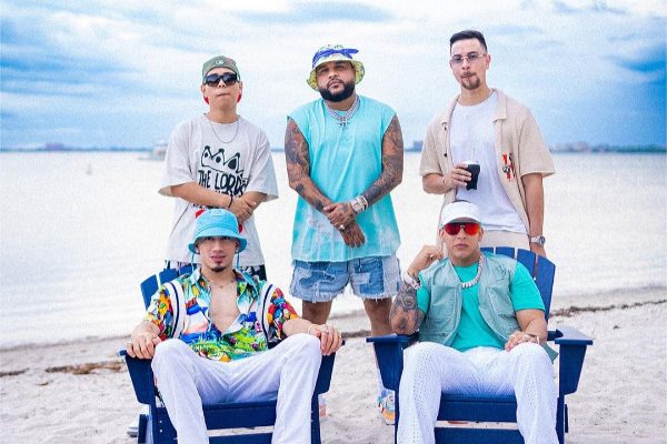 Fotografía que compartió Dímelo Flow. Foto: Instagram / @dimeloflow