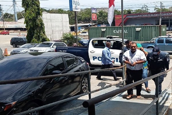 Las investigaciones por este caso en contra del pastor y administrador de la organización "En las Manos de Dios”, iniciaron en el año 2020, según detalla el Ministerio Público. Foto. Eric Montenegro