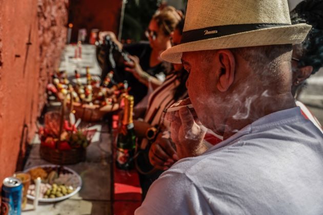 En bares, entre apostadores y en las famosas 'rodas de samba', es reverenciado.