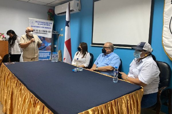 Las autoridades de la CSS llevaron a cabo una gira de trabaja en Coclé. Foto. Cortesía. CSS