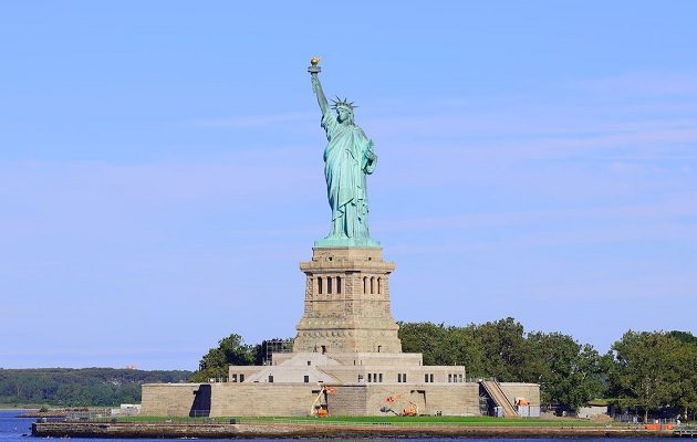 Para 2022, la cifra de hispanos en Estados Unidos ascendía a 63.7 millones. Foto: Pexels