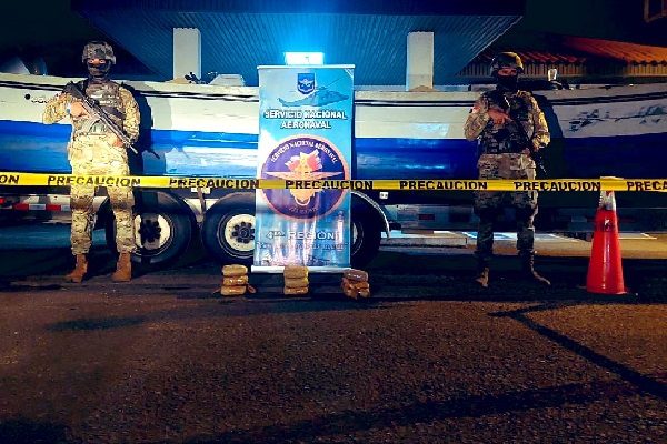 La fiscalía de drogas de Herrera y Los Santos, en el marco de la Operación Beta, se confirmó la incautación de nueve paquetes de presunta sustancia ilícita. Foto. PGN