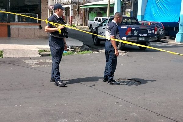 En el área de la captura, las autoridades recolectaron varios indicios, que presuntamente están relacionados con este hecho de violencia. Foto. Diomedes Sánchez