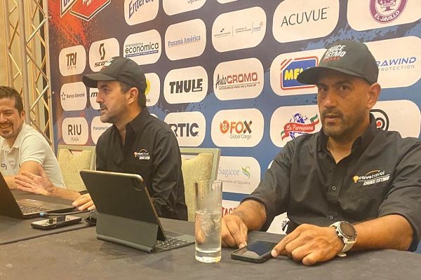 Organizadores dieron detalles de la carrera Cruce del Istmo. Foto: Cortesía