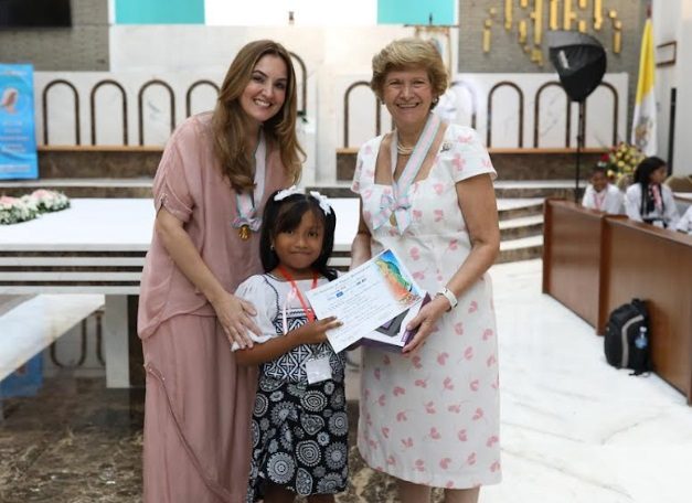 Entrega de algunas distinciones. Fotos: Cortesía