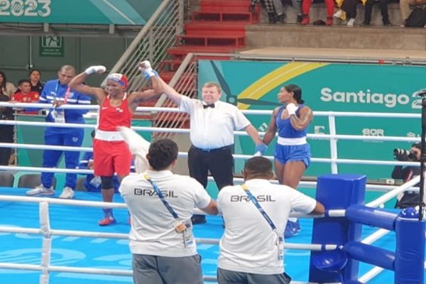 Atheyna Bylon se impuso a la brasileña Viniana Dos Santos en la semifinales de los Juegos Panamericanos. Foto: captura