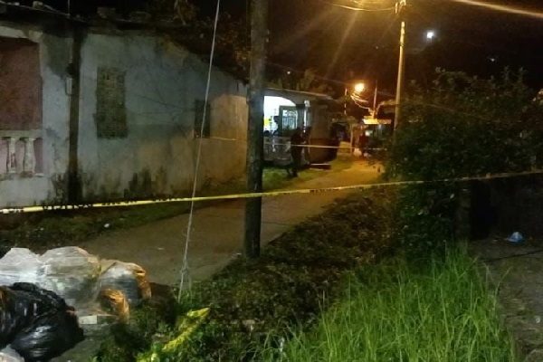 Jovan Herrera Ortega presentaba dos disparos, uno en el tórax y el otro en la espalda. Foto. Diomedes Sánchez