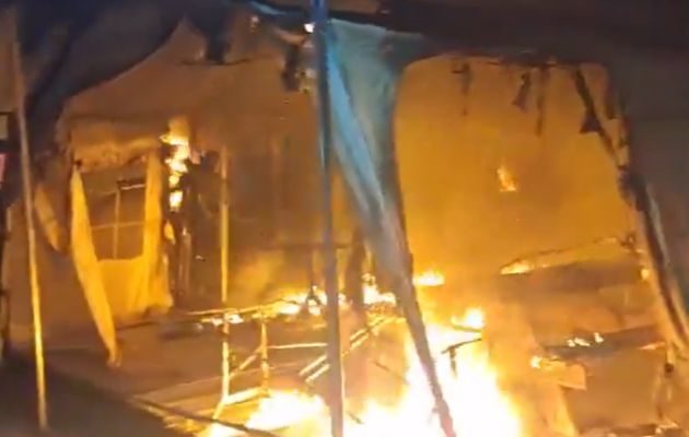 Al menos 10 modulares fueron incendiados.