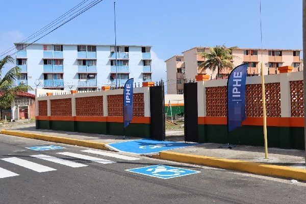 En Colón el IPHE está preparado para recibir a los estudiantes. Foto. Diomedes Sánchez