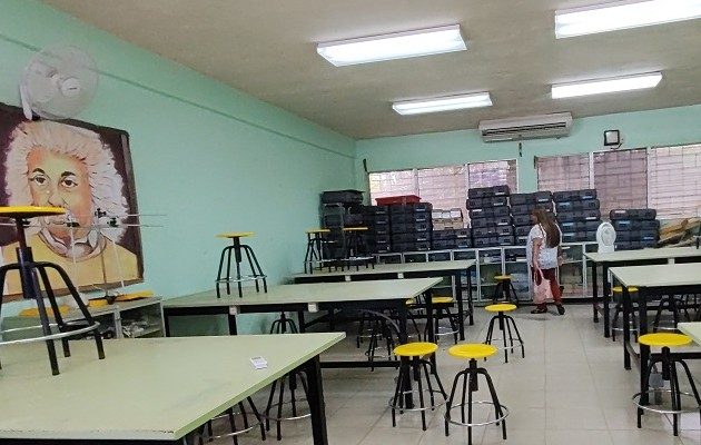 La lista de reclamos abarca la instalación de tanques de reserva de agua, colocación y reparación de puertas en los baños.Foto: Eric Montenegro.