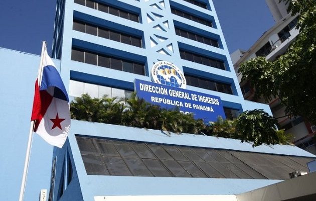 Los ingresos tributarios y no tributarios de 2024 superaron los del 2023 .