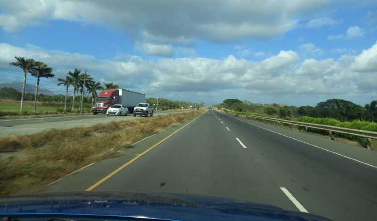 La rehabilitación de la Panamericana Oeste, entre La Chorrera y Santiago ya superó la precalificación y está lista para su licitación. Archivo
