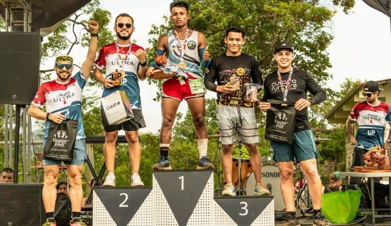 Avilés y Cianca se ganaron el derecho a competir por Panamá, tras ganar el pasado 19 de mayo los 42 kilómetros en la primera edición de la 'Ultra Panamá Series'. Foto: Cortesía