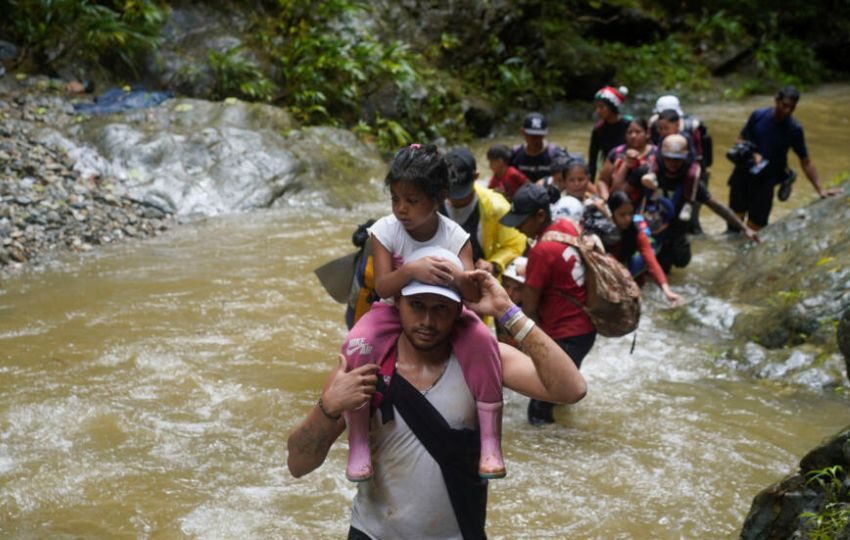 Continúa el flujo constante de migrantes por la selva del Darién. Foto: Cortesía