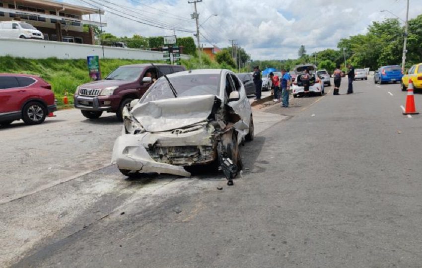 En lo que va del año, se han registrado 165 muertes por accidentes de tránsito en todo el país. Foto. Eric Montenegro