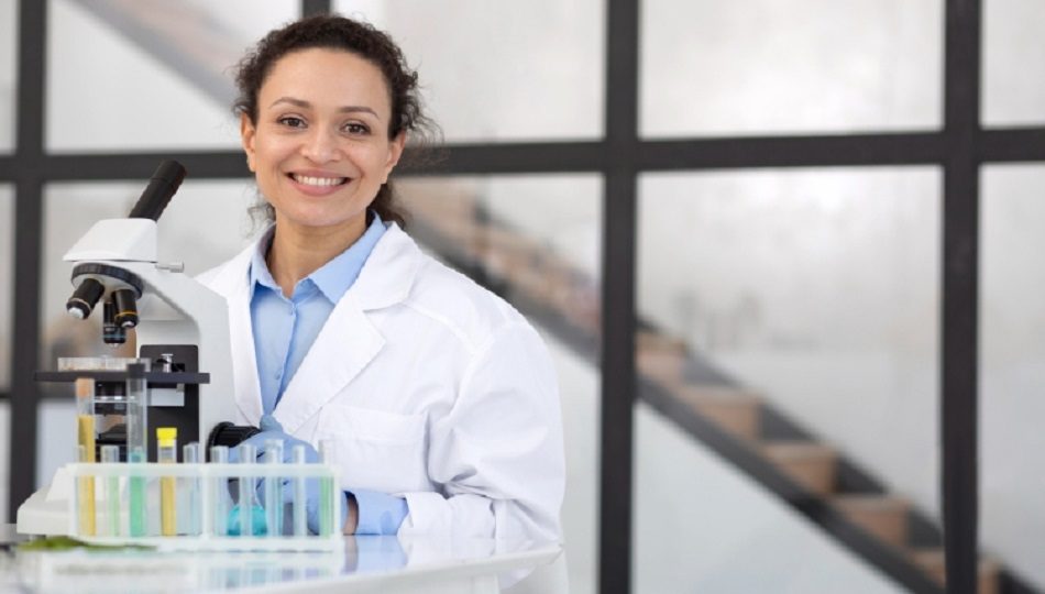 Investigadoras talentosas en carreras STEM. Foto: Ilustrativa / Freepik