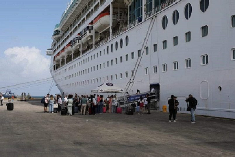  La temporada de cruceros inició este mes de octubre. Foto: Diomedes Sánchez.  