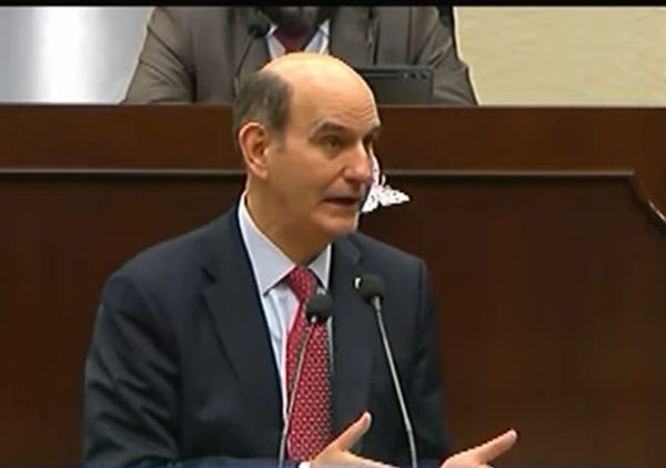 Felipe Chapman, ministro de Economía y Finanzas. Foto: Archivo