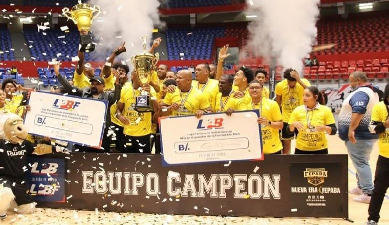 Los Correcaminos de Colón salió campeón masculino. Foto: Fepaba