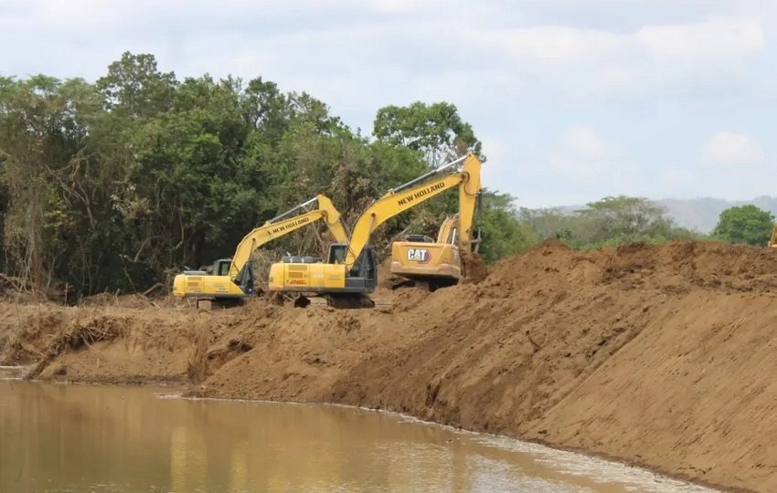 En la pasada temporada lluviosa, los desbordamientos de estos ríos causaron graves afectaciones en el distrito de Tonosí. Foto. Thays Domínguez