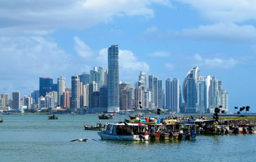 Panamá está a la espera de la evaluación de las calificadoras de riesgo, en momento que se realizan reformas a la Caja de Seguro Social. Foto: Ilustrativa