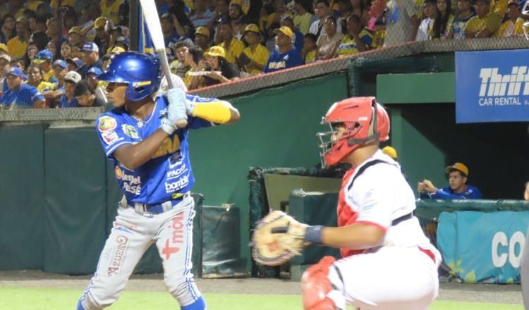 Coclé tiene ventaja ante Herrera en la serie semifinal. Foto: Fedebeis