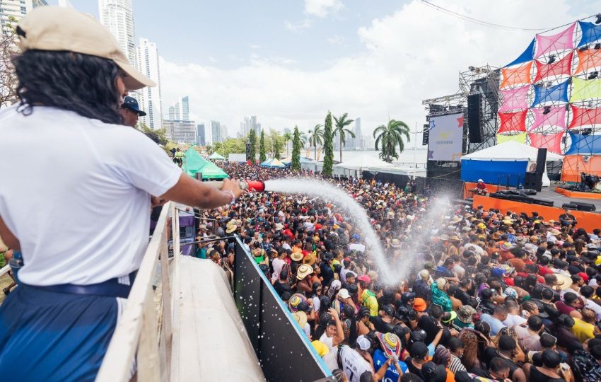Segundo día de culecos en la Cinta Costera. Foto: Cortesía