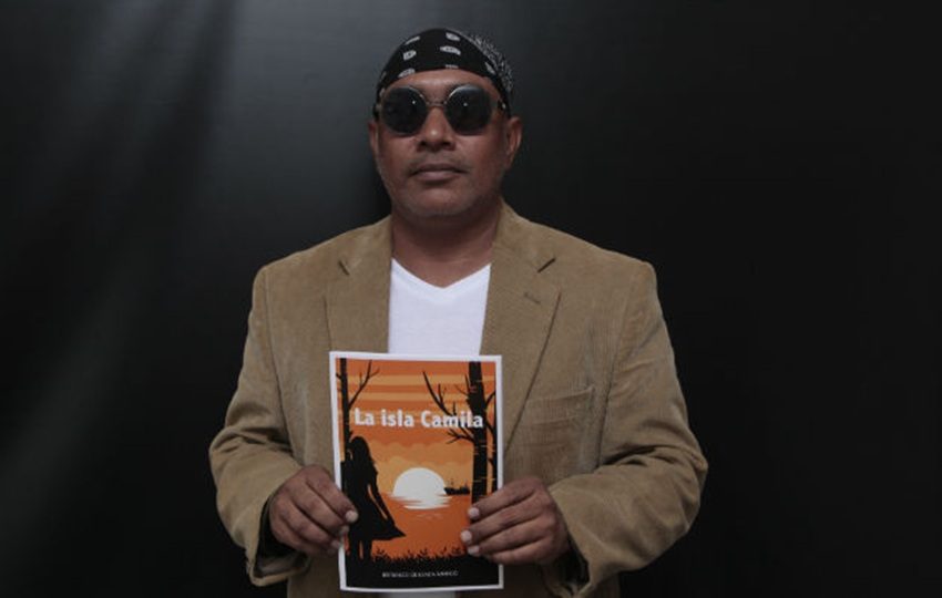 Británico Quesada durante la promoción de La Isla Camila. Foto: Grupo Epasa