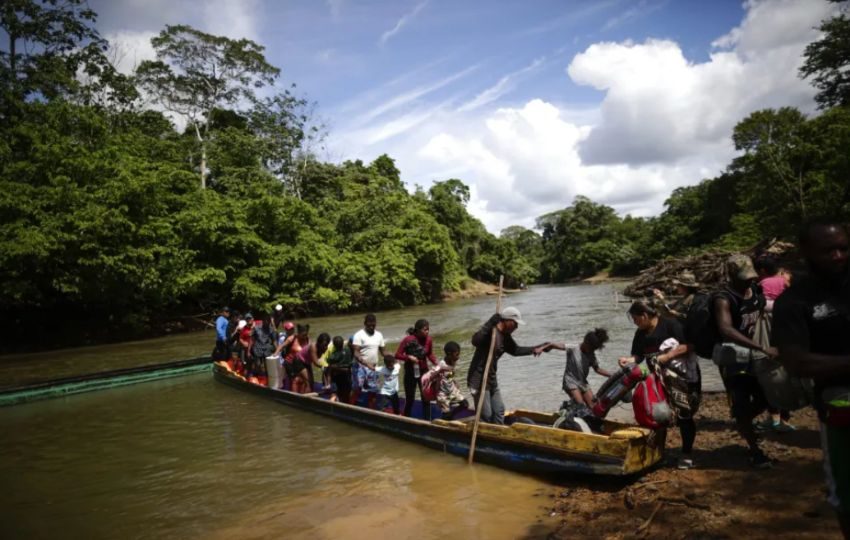 Migración por la selva del Darién. Foto: EFE