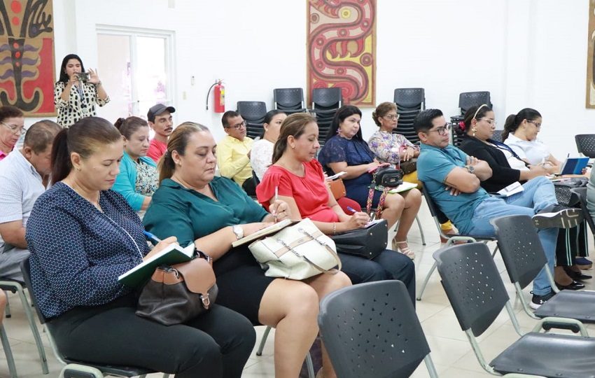 Unos 47 47 jueces de paz, reforzaron sus conocimientos en materia de pensión Alimenticia. Foto. Thays Domínguez