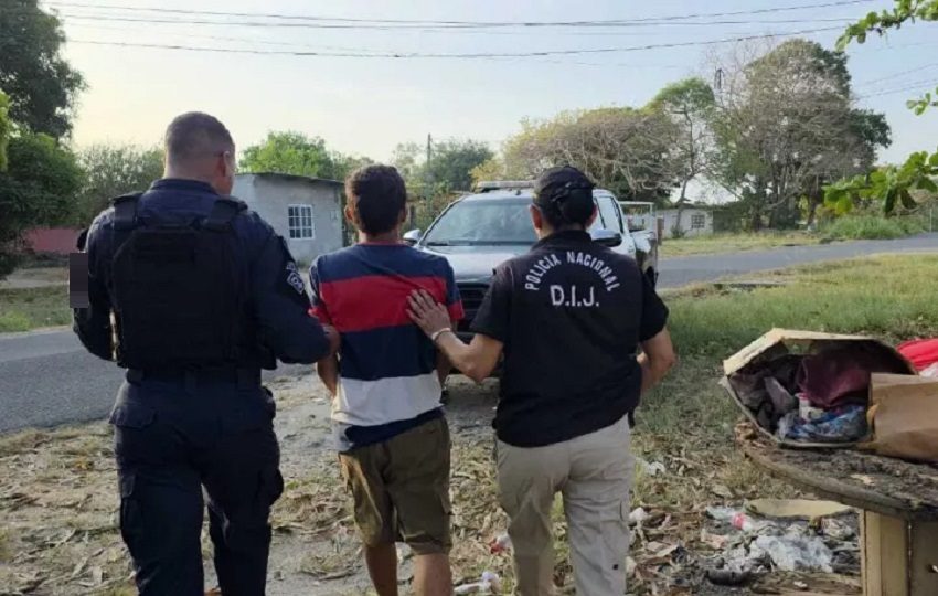 La captura de este hombre ocurrió en el distrito de Antón por agentes de la Dirección de Investigación Judicial (DIJ). Foto. Policía Nacional