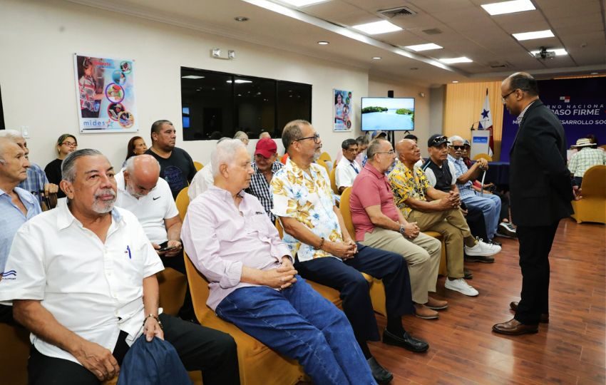 En total se desembolsaron 291,600 dólares beneficiando a 81 personas. Foto: Cortesía