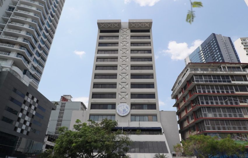 Sede de la Dirección General de Ingresos. Foto: Cortesía.