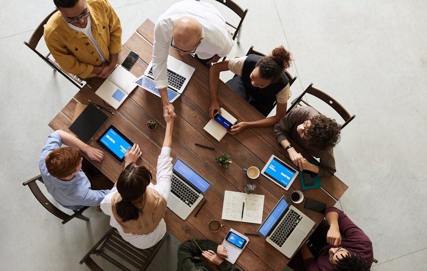 La brecha salarial por género de marzo fue de 3.91% a favor de los hombres. Foto: Pexels