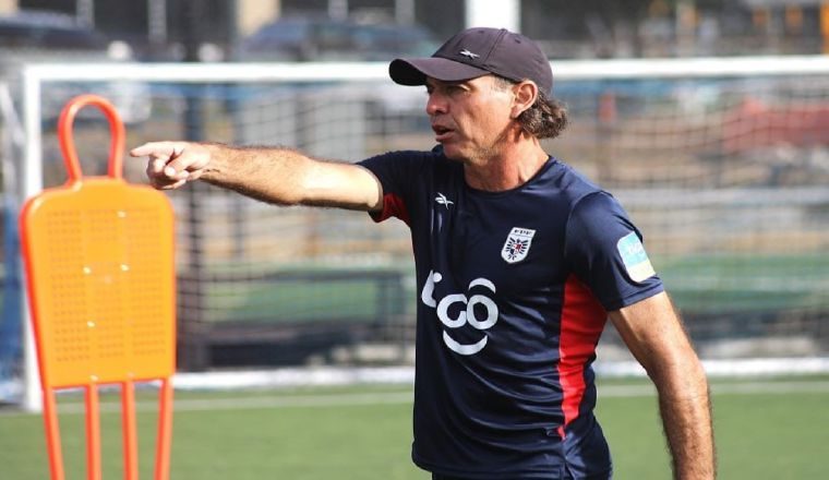 El argentino Leonardo Pipino es el técnico de Panamá. Foto: FPF