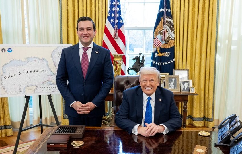 Kevin Marino Cabrera junto al presidente Trump. Foto: Tomada de @KMCabreraFL