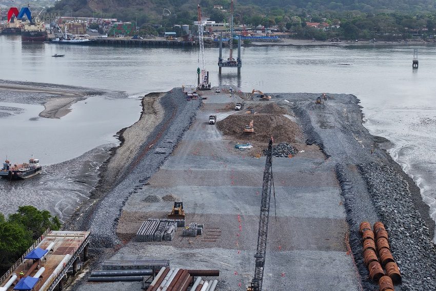 Construcción del Cuarto Puente a finales del mes de febrero. Foto: Cortesía