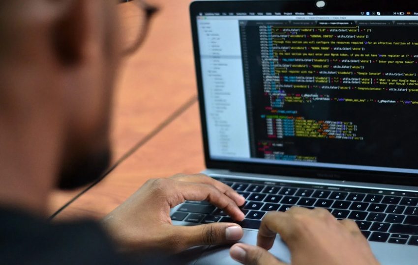 La ciberseguridad actúa como una tecnología habilitadora de la transformación digital. Foto: EFE